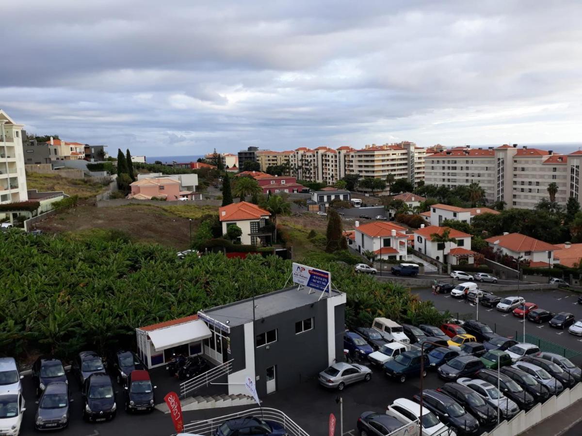 Elegant Apartment With Sea Views By Trip2Portugal Funchal  Eksteriør billede
