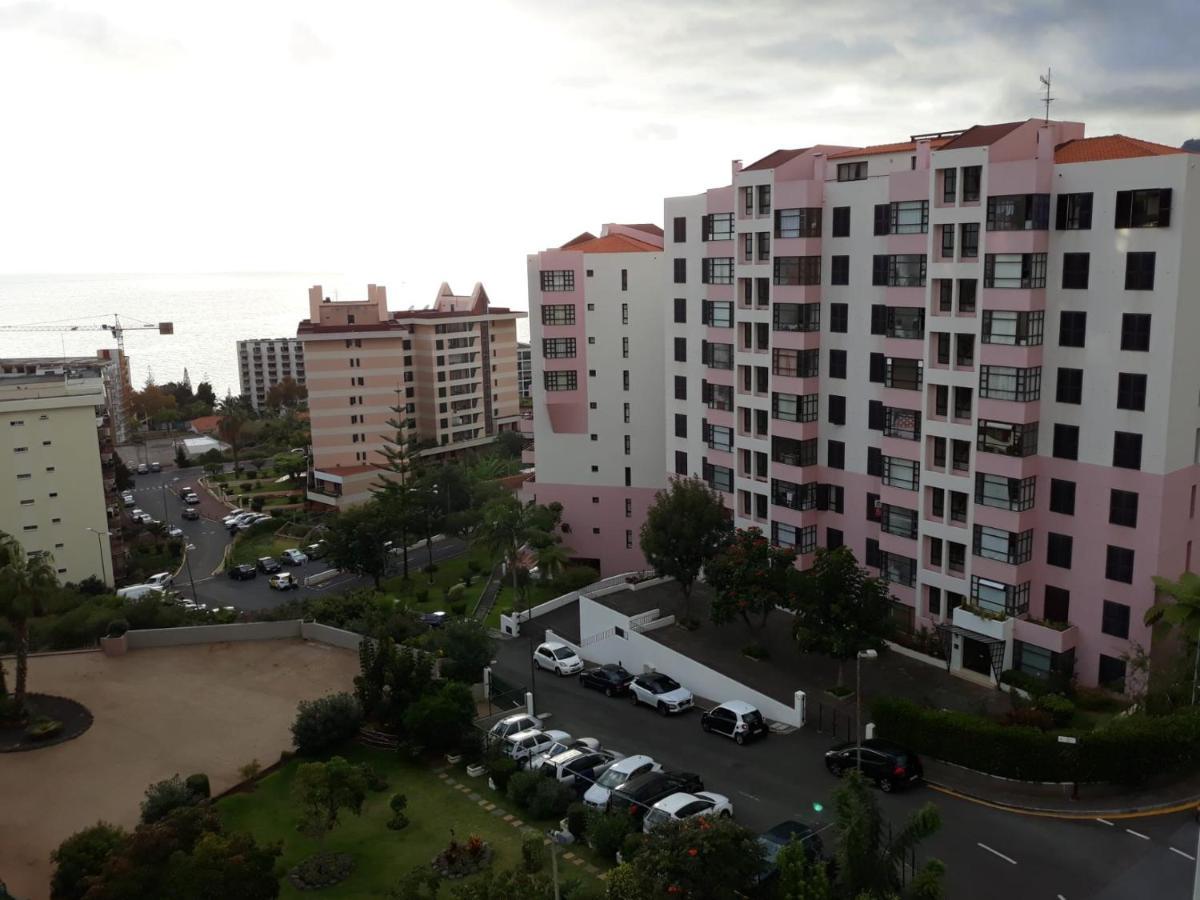 Elegant Apartment With Sea Views By Trip2Portugal Funchal  Eksteriør billede