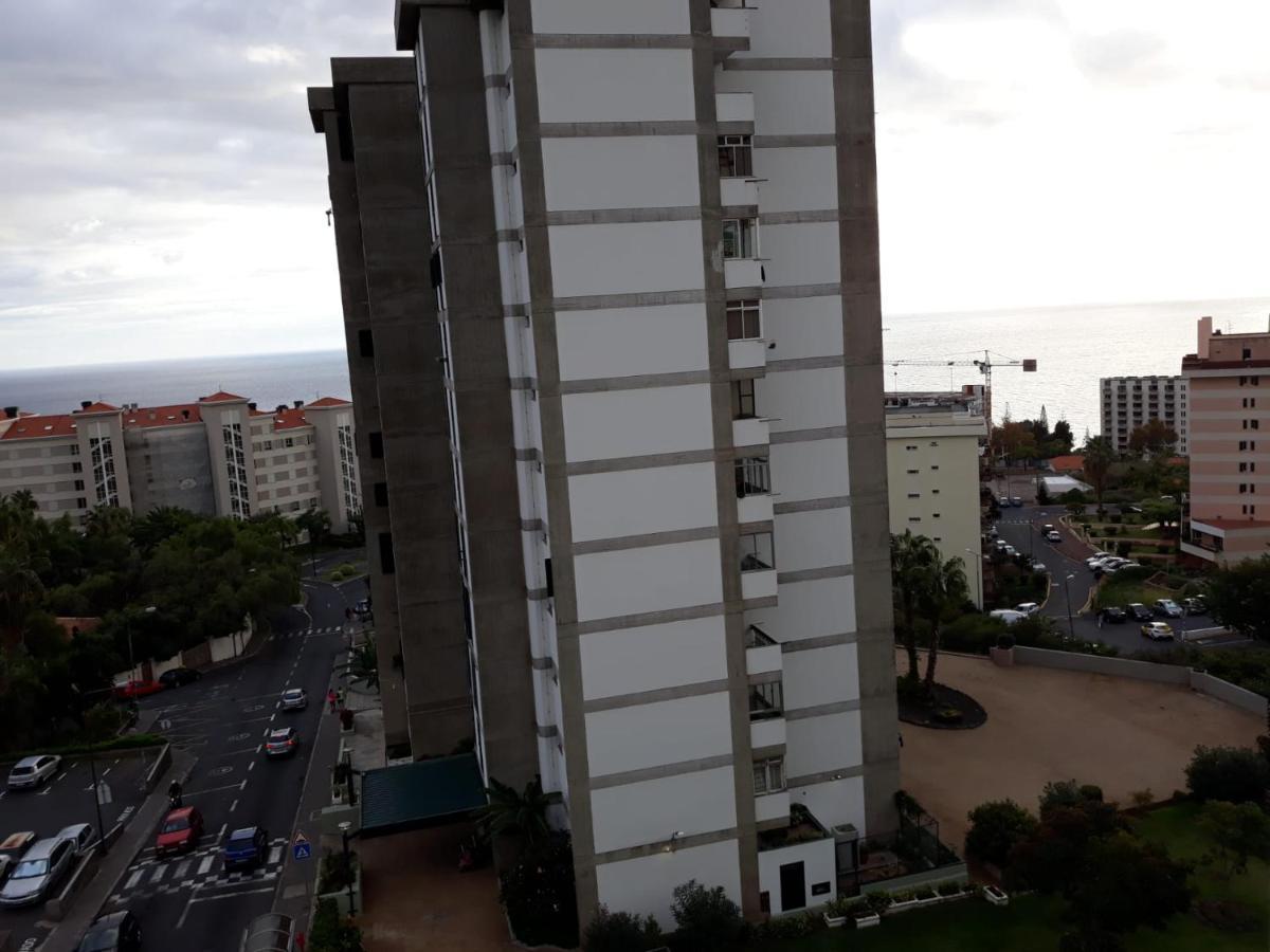 Elegant Apartment With Sea Views By Trip2Portugal Funchal  Eksteriør billede