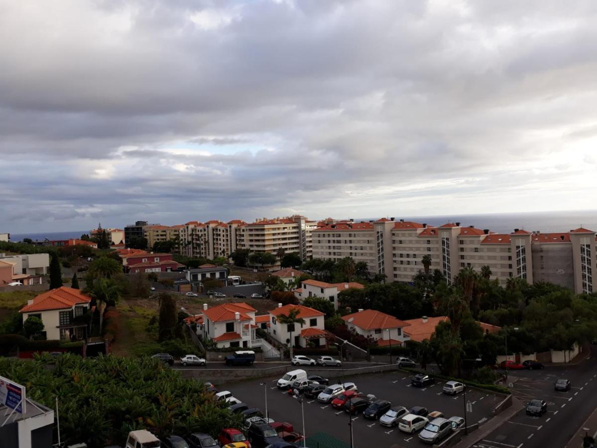 Elegant Apartment With Sea Views By Trip2Portugal Funchal  Eksteriør billede