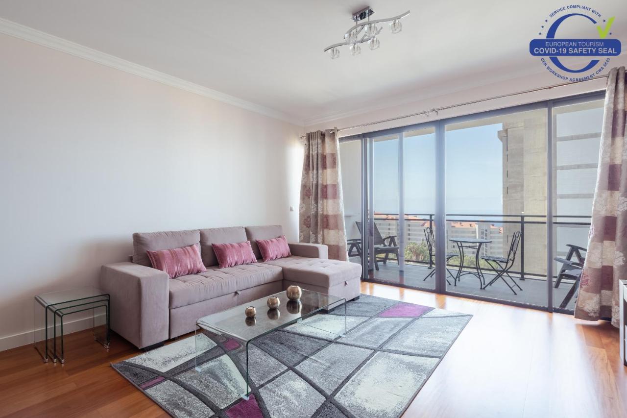 Elegant Apartment With Sea Views By Trip2Portugal Funchal  Eksteriør billede
