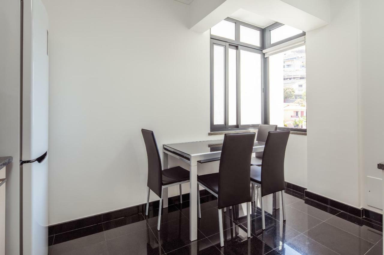 Elegant Apartment With Sea Views By Trip2Portugal Funchal  Eksteriør billede