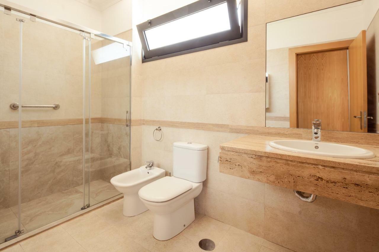Elegant Apartment With Sea Views By Trip2Portugal Funchal  Eksteriør billede