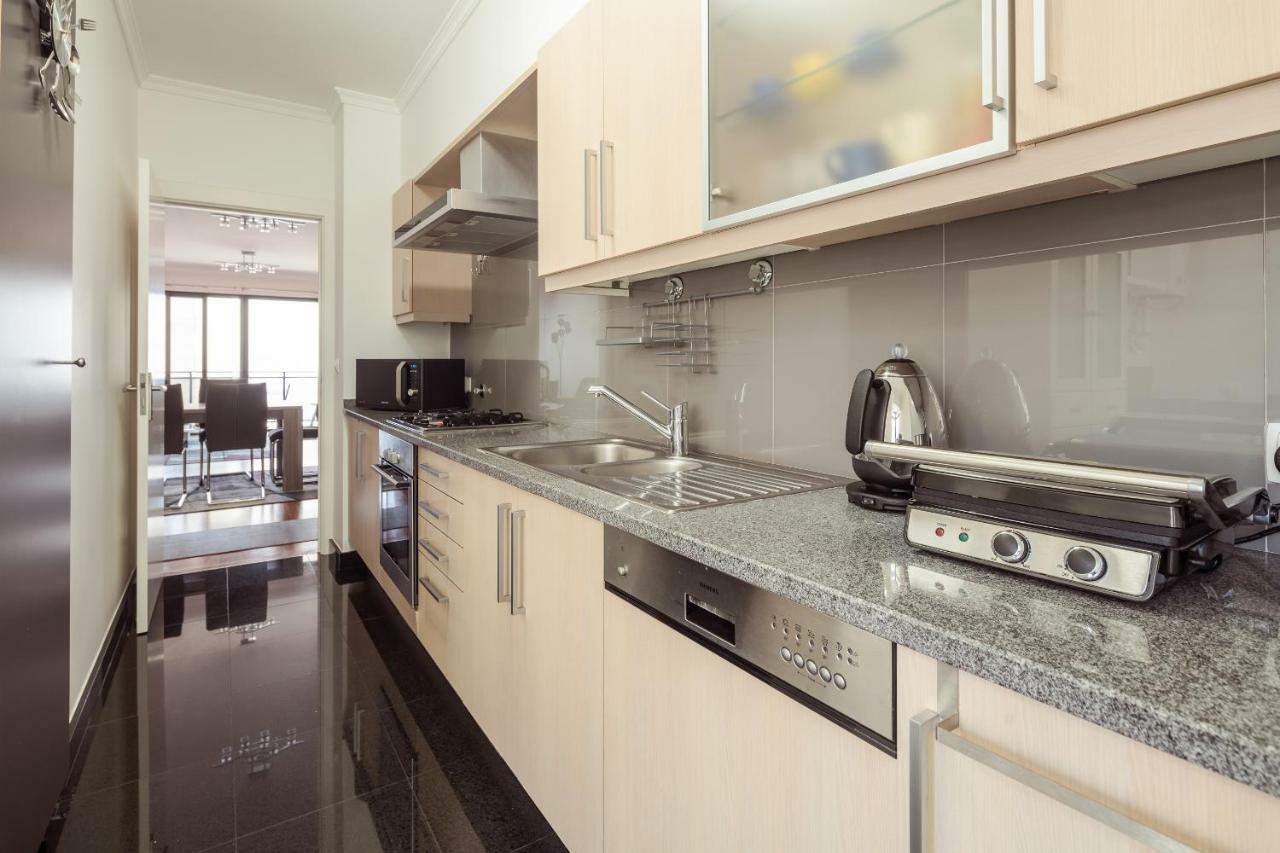 Elegant Apartment With Sea Views By Trip2Portugal Funchal  Eksteriør billede